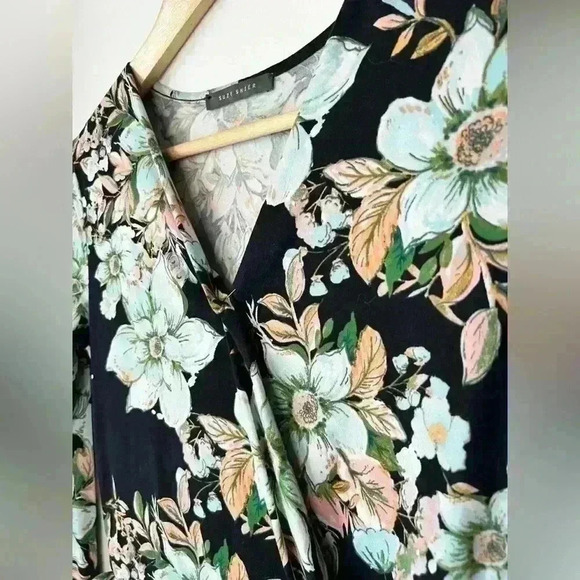 Suzy Shier Womens Floral Black Bodycon  Long Sleeve Wrap Preppy Midi Dress XS - Picture 5 of 9